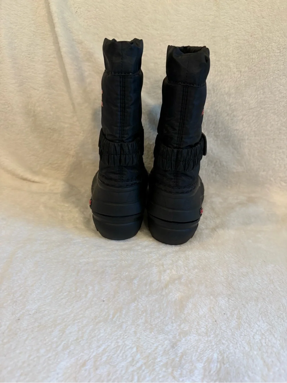 NWT SOREL Kids Youth Flurry Waterproof Insulated Snow Boots Black Red